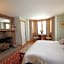 Highland Lake Inn