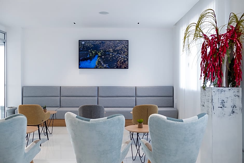 Petit Sagitario ( Only Adults )