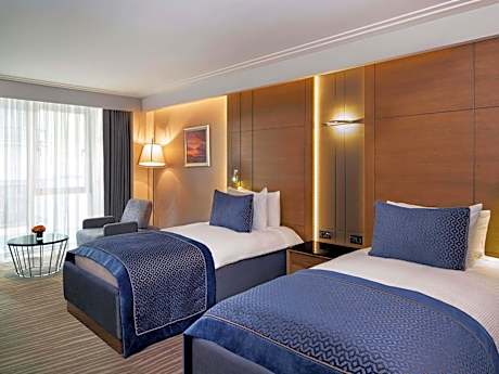 Superior Room Twin Bed