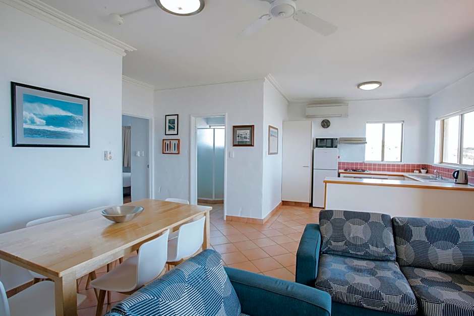 Canal Rocks Beachfront Apartments