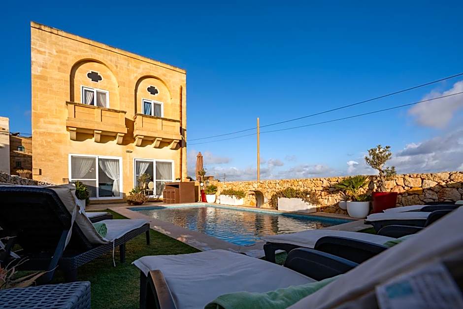 Ajuga Luxury Boutique B&B