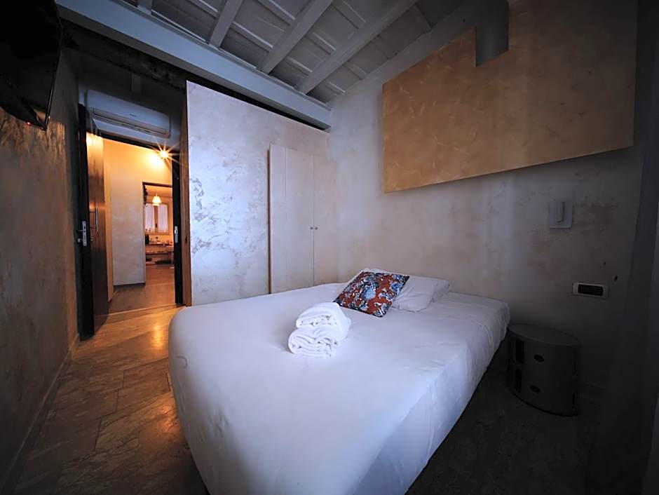 Nerva Accommodation