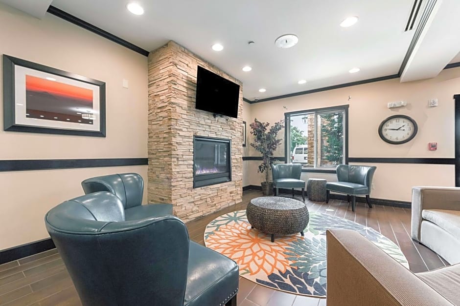 La Quinta by Wyndham Auburn
