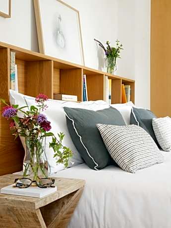 Single Room with Terrace