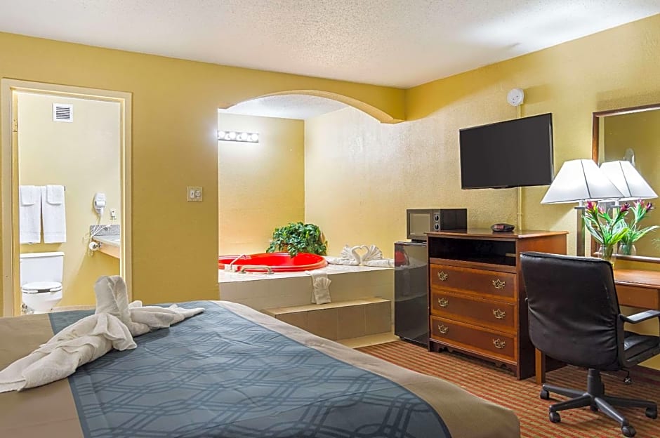 Econo Lodge Jacksonville near Little Rock Air Force Base
