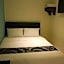 Clover Hotel