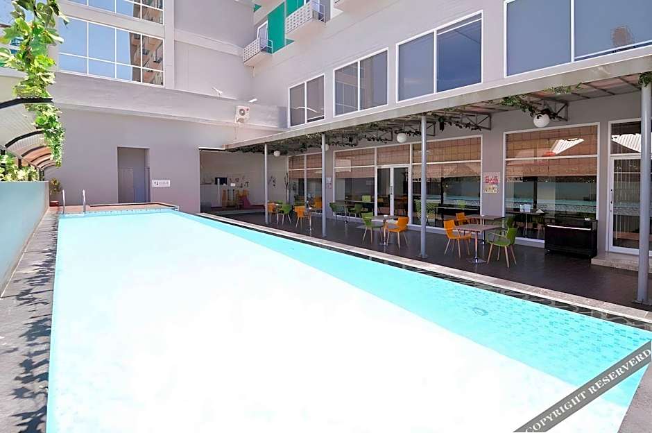 KHAS Makassar Hotel