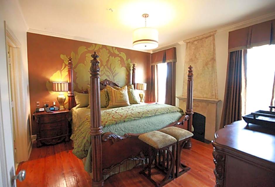 The Campbell Hotel