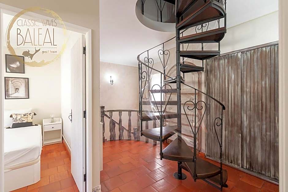 Baleal Classic Waves Guest House