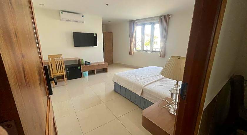 Khách sạn Thái Sơn
