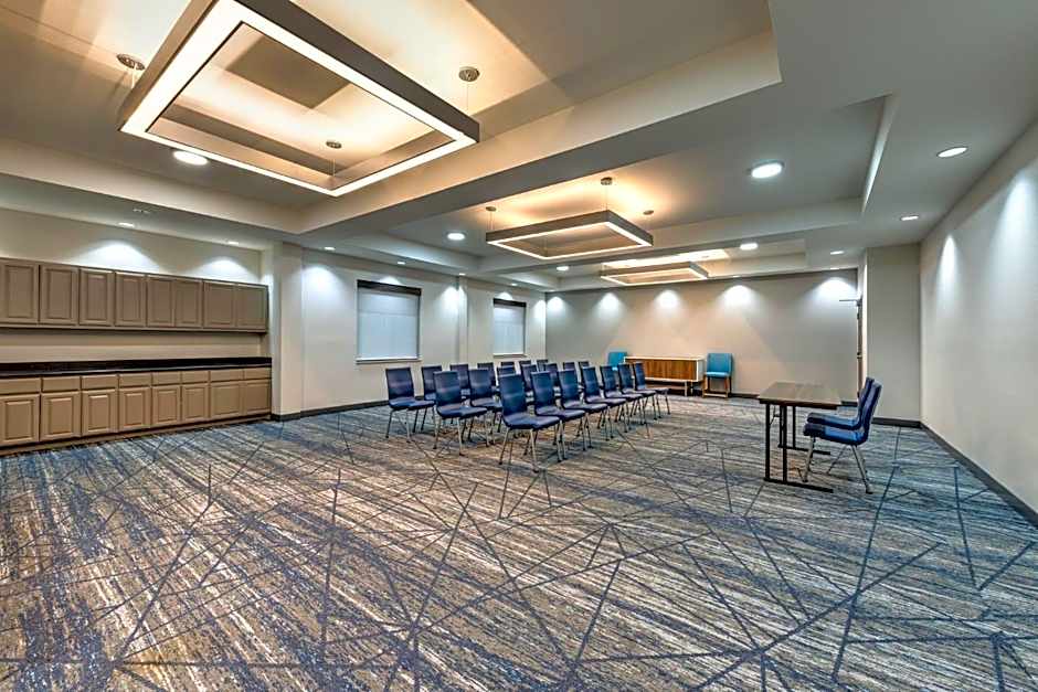 Holiday Inn Express Hotel and Suites Athens By IHG