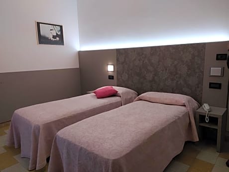 Double Room with Spa Access