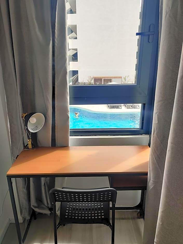 Luxury Apartment with pool view