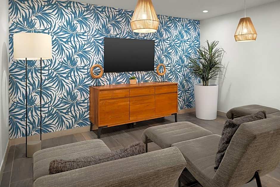 Courtyard by Marriott Nassau Downtown/Junkanoo Beach