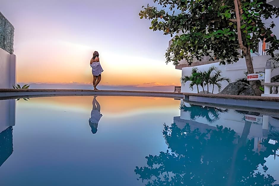 Pescadores Suites Moalboal