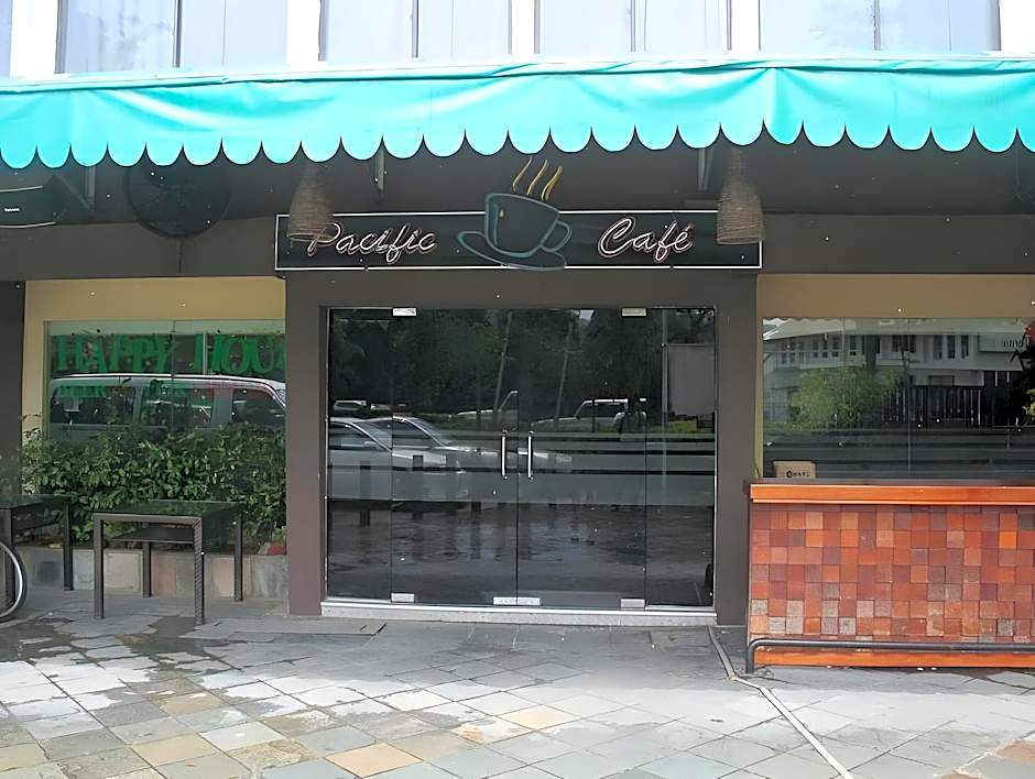 Pacific Orient Hotel