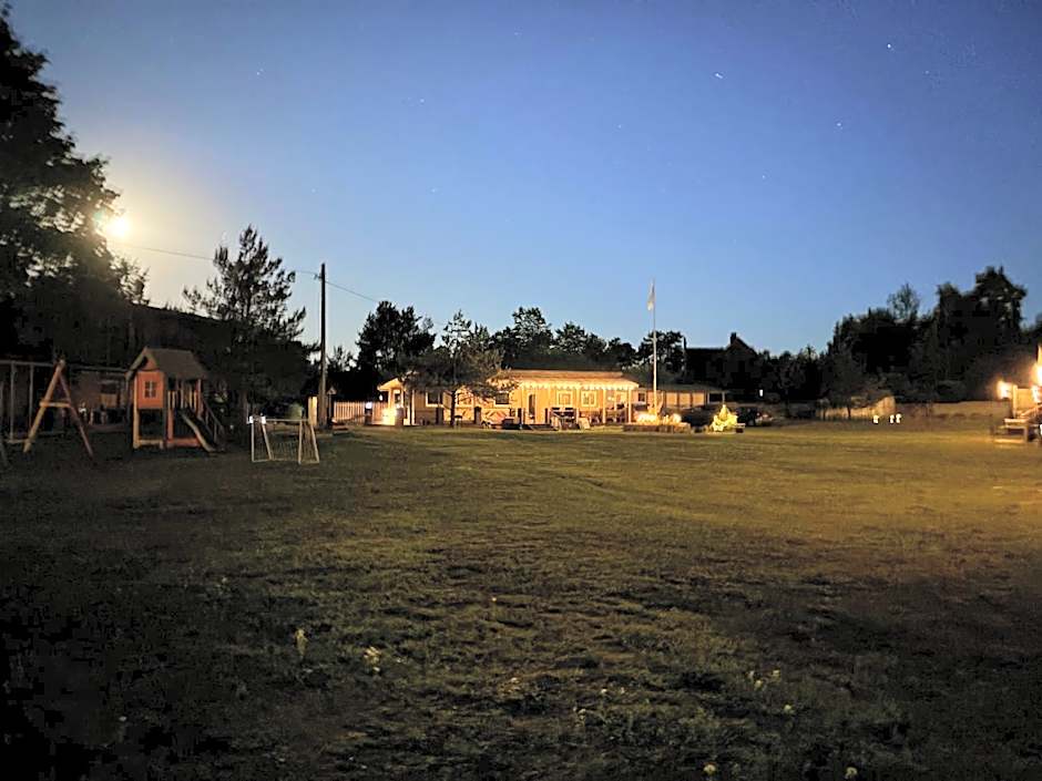 Trommeļa brīvdienu mājiņas-kempings