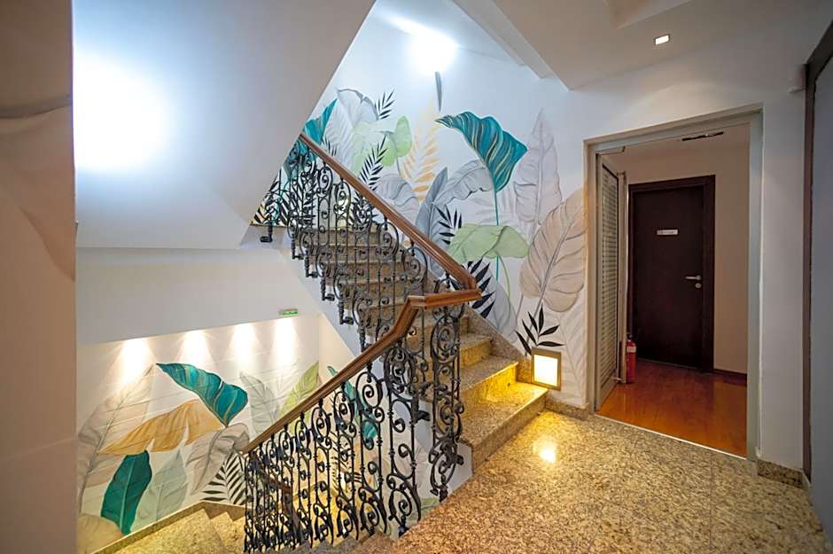 NATALI Luxury suites PARKING