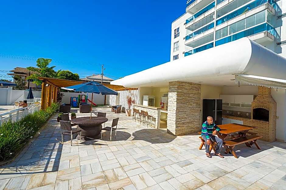 Ap. Alto padrão Costa Azul 200m da praia | ROTR304