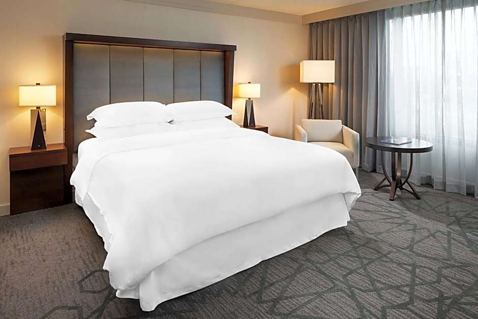 Sheraton Bloomington Hotel