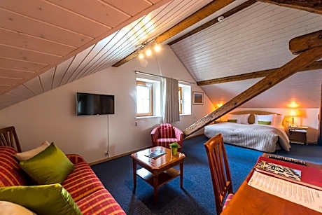 Executive Family Room with Lake View