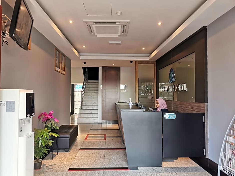OCEAN HOTEL