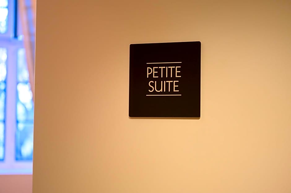 Savoia Suites Torino – Turin, NY