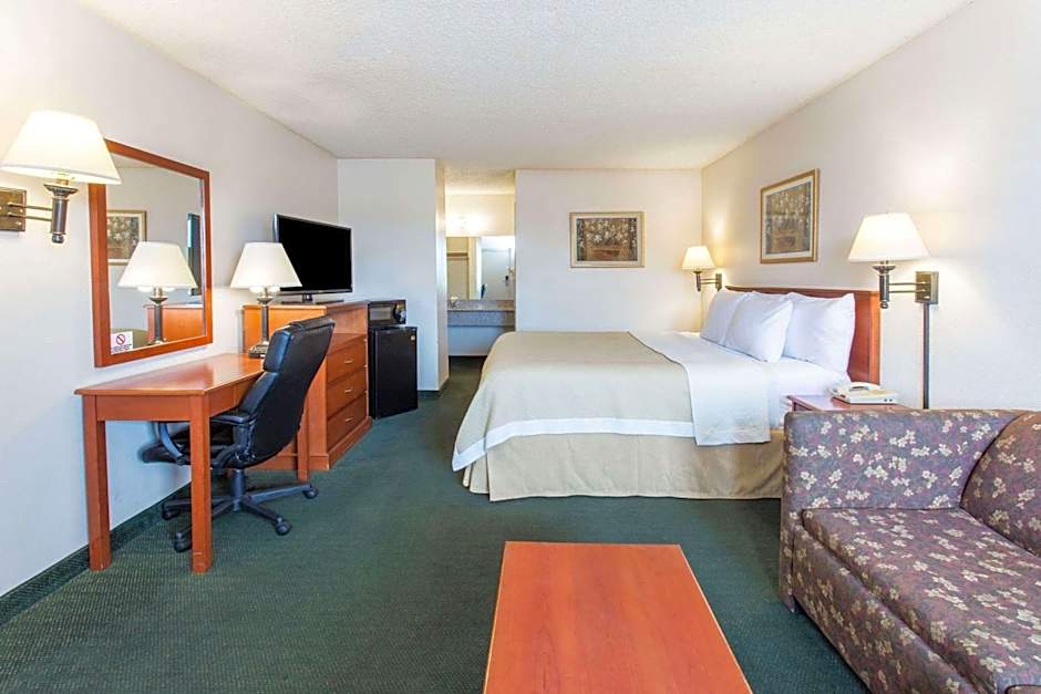 Travel Inn - Mesa