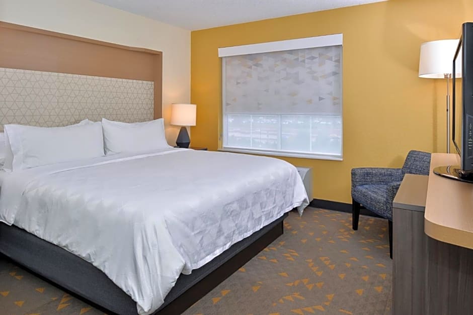 Holiday Inn Hotel & Suites Overland Park-Convention Center