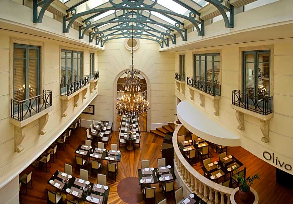 Radisson Blu Martinez Hotel Beirut