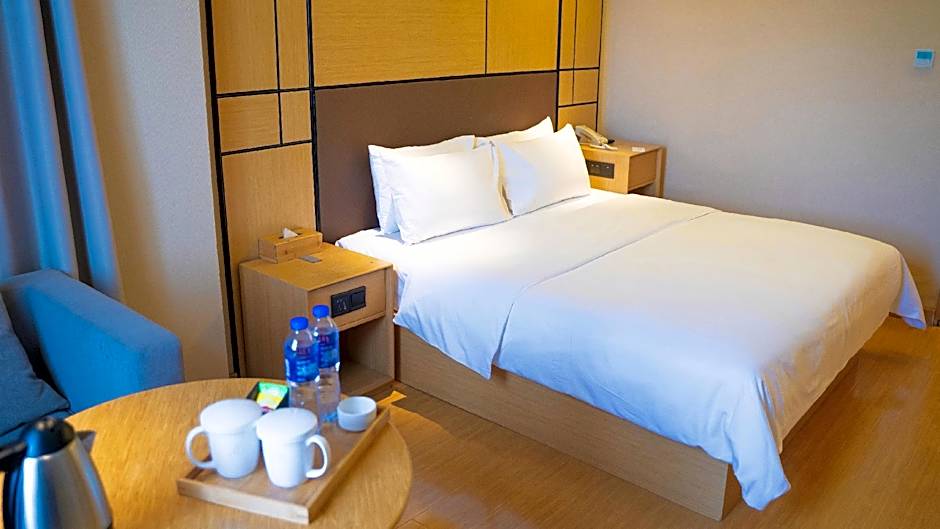 Ji Hotel Daqing Tieren Plaza