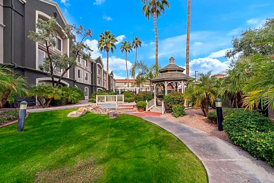 La Quinta Inn & Suites by Wyndham Phoenix Scottsdale