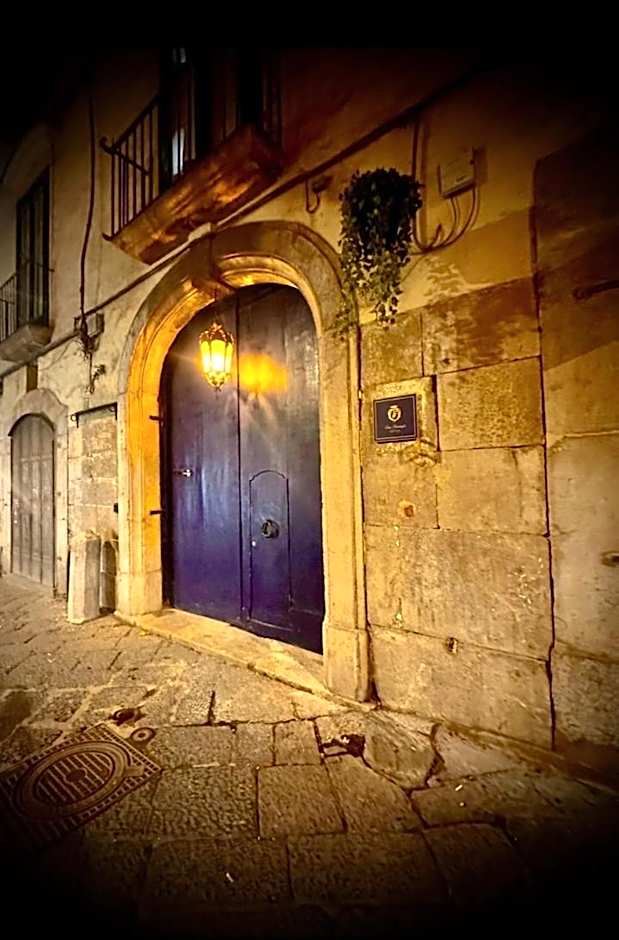 Casa Santangelo Suites - Historical Residence