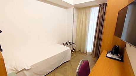 Small Single Room