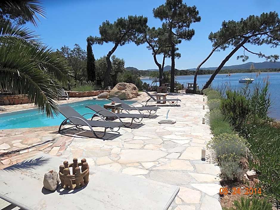 Maranatha, front de mer avec plage