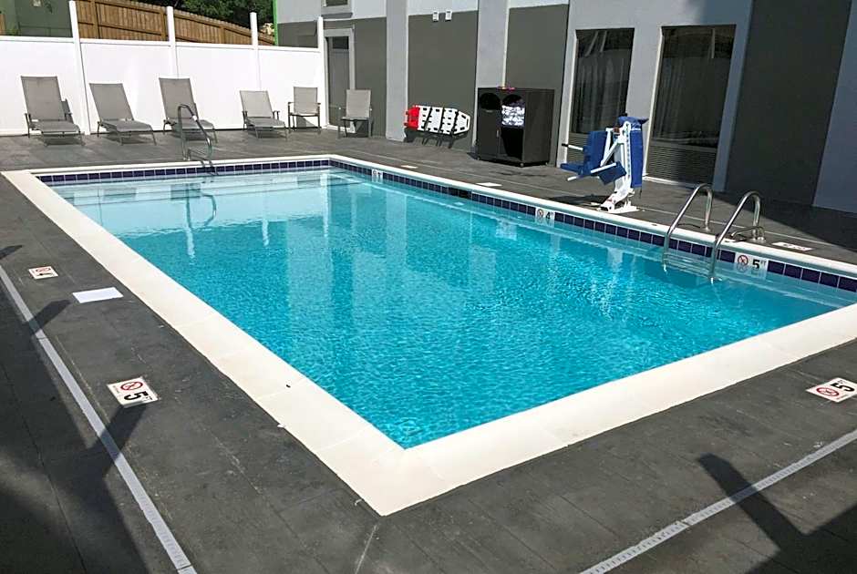 Wingate by Wyndham Louisville Airport Expo Center