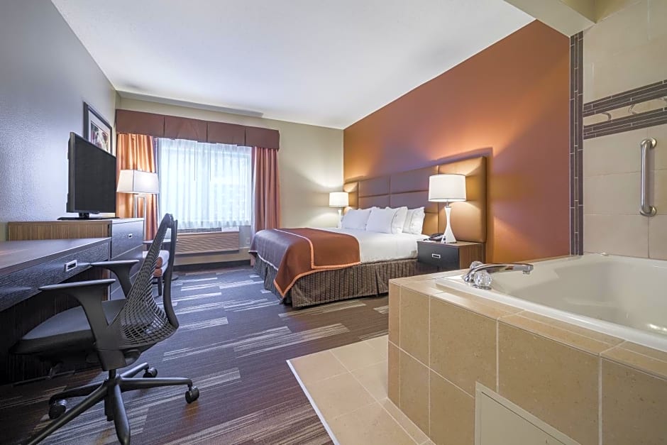 Holiday Inn Express Hotel & Suites St. Paul - Woodbury