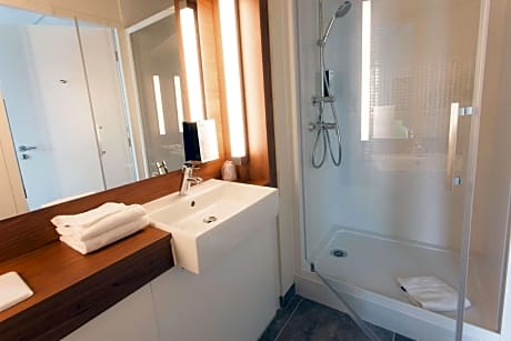 Double Room Next Generation