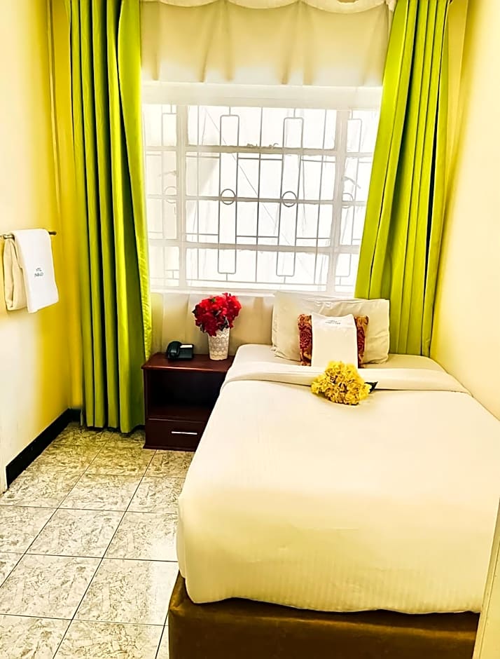 Hotel Embassy