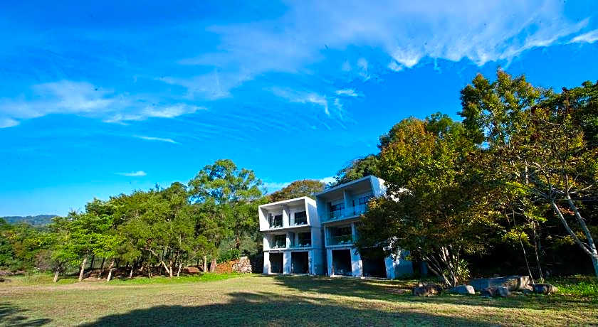 Hu Shan Hot Spring Hotel
