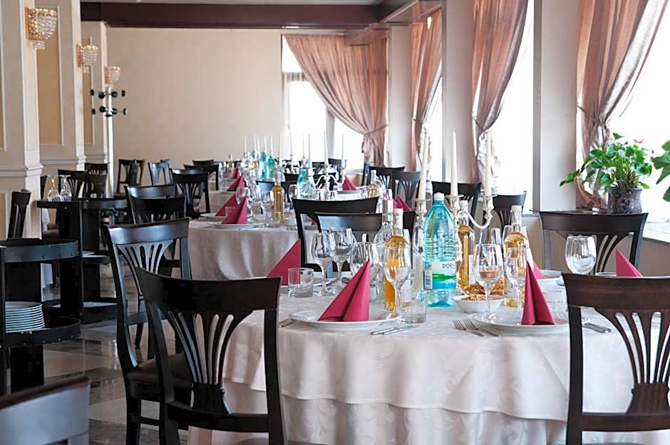 Hotel Rapsodia City Center