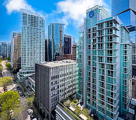 COAST COAL HARBOUR HOTEL by APA