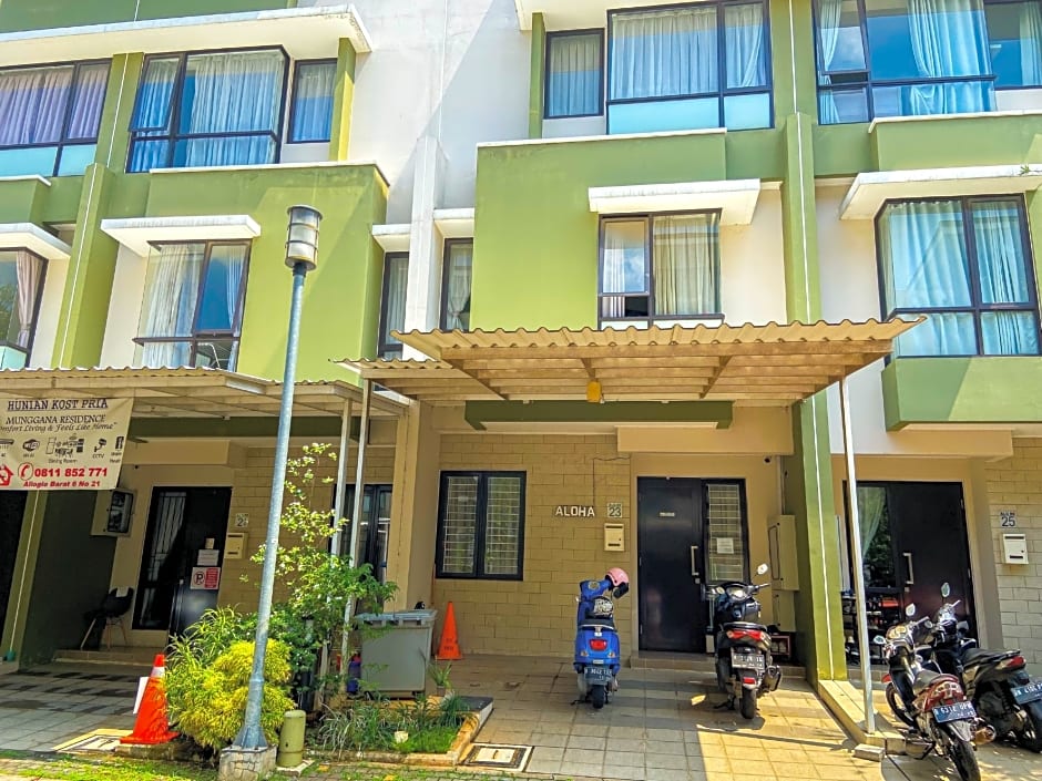 Aloha Guest House - 1 Male Only by ZUZU