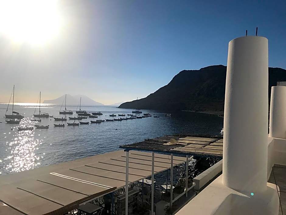 Da Nino sul mare Filicudi