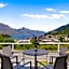 Queenstown House Bed & Breakfast and Apartments