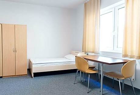 Single Room with Shared Bathroom