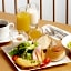 Tomoya Residence Hotel Kyoto Nijo Takakura