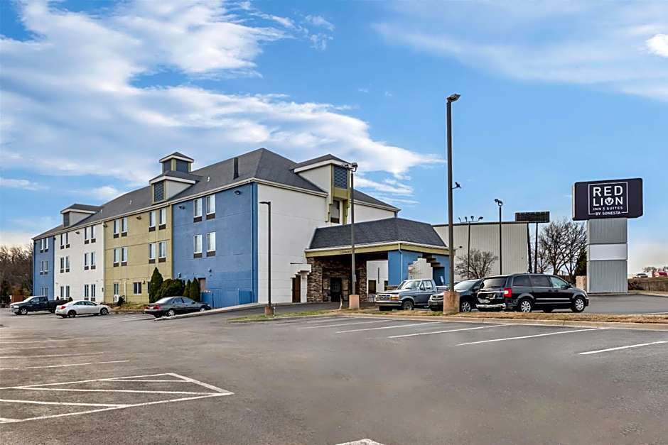 Red Lion Inn & Suites Blue Springs