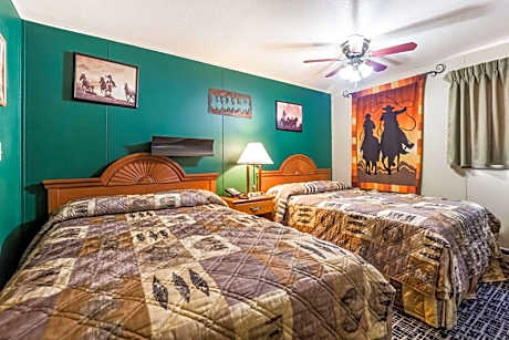 Double Room with Two Double Beds - Non-Smoking