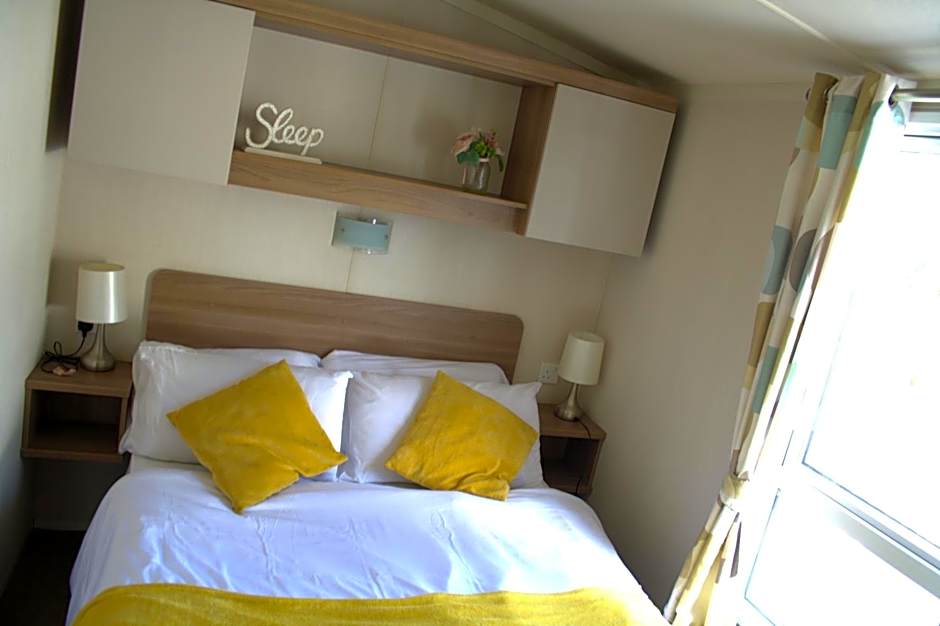 41 the meadows luxury hot tub holidays tattershall lakes